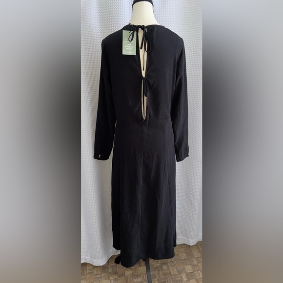Women’s H&M black long SLIT-FRONT DRESS size medium NWT - Picture 13 of 14